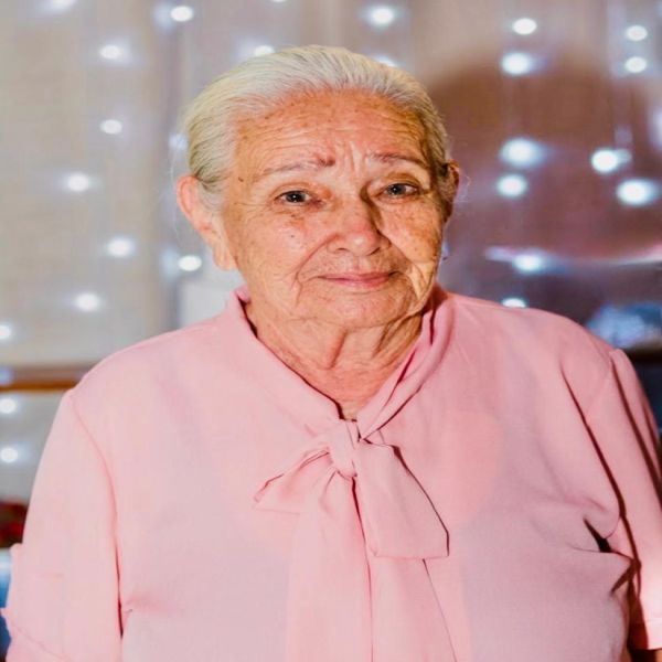 MARIA DE LOURDES OLIVEIRA